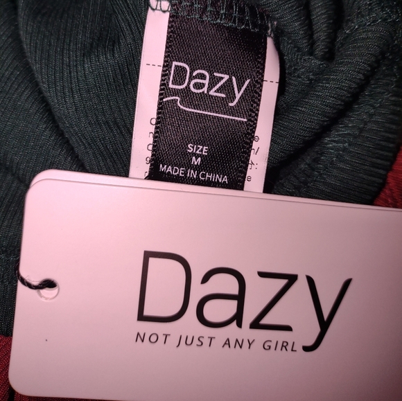 Dazy Long Sleeve Top, M, green, NWT - Picture 2 of 2